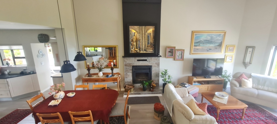 3 Bedroom Property for Sale in Village On Sea Western Cape